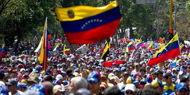 Венесуэла стоит на