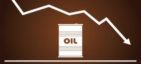 Нефть упала из-за