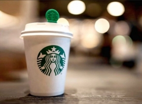 Starbucks борется с