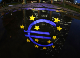 Евро достиг пятилетнего